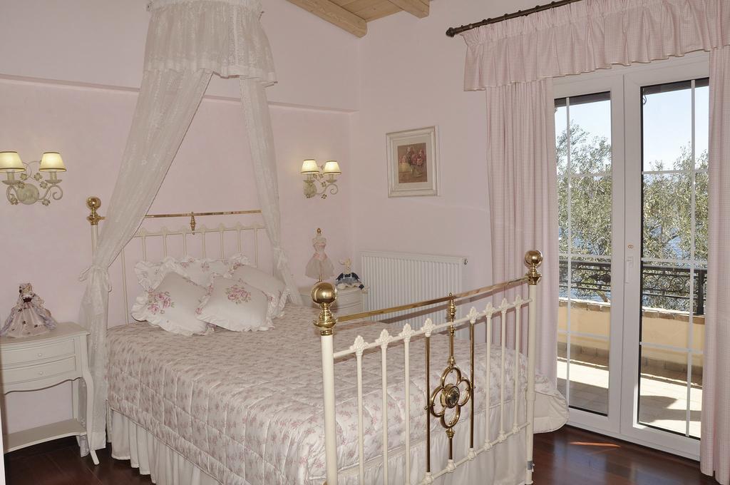 Villa Romantica Pérama Quarto foto