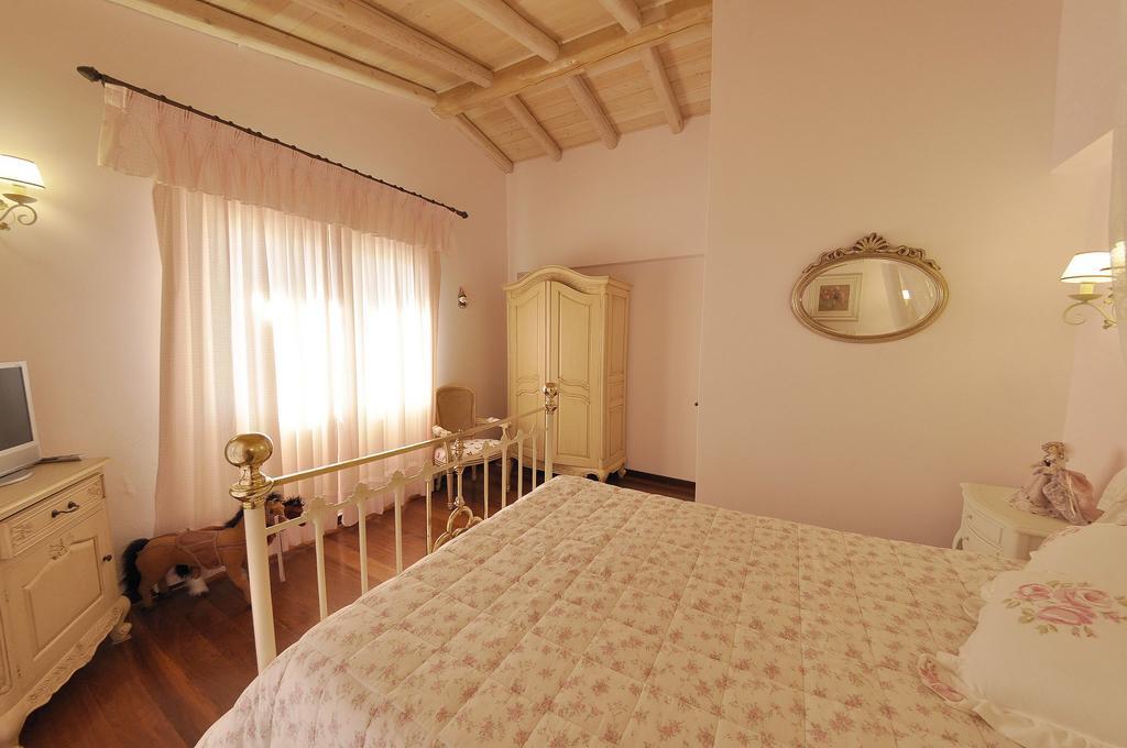 Villa Romantica Pérama Quarto foto
