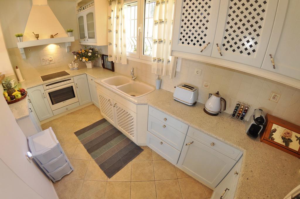 Villa Romantica Pérama Quarto foto