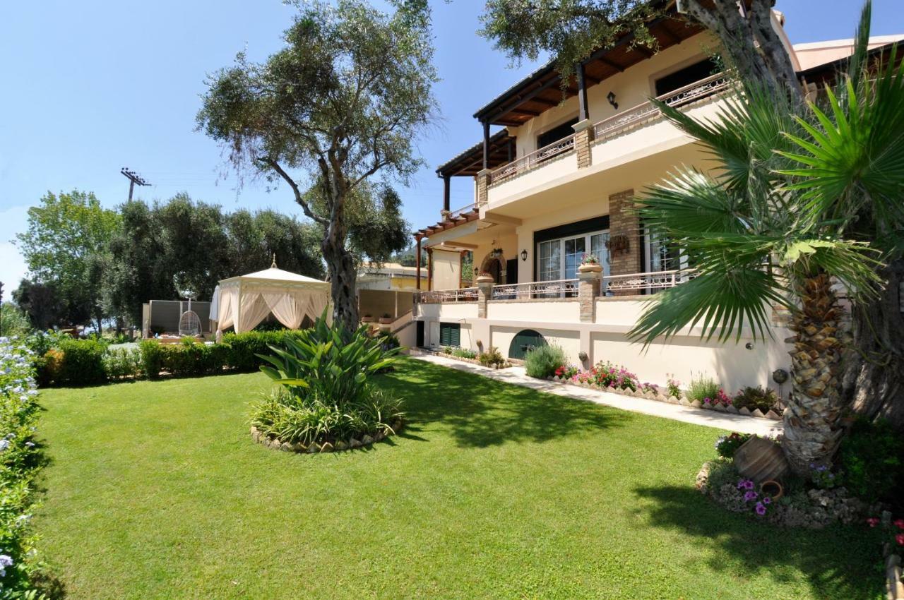 Villa Romantica Pérama Exterior foto